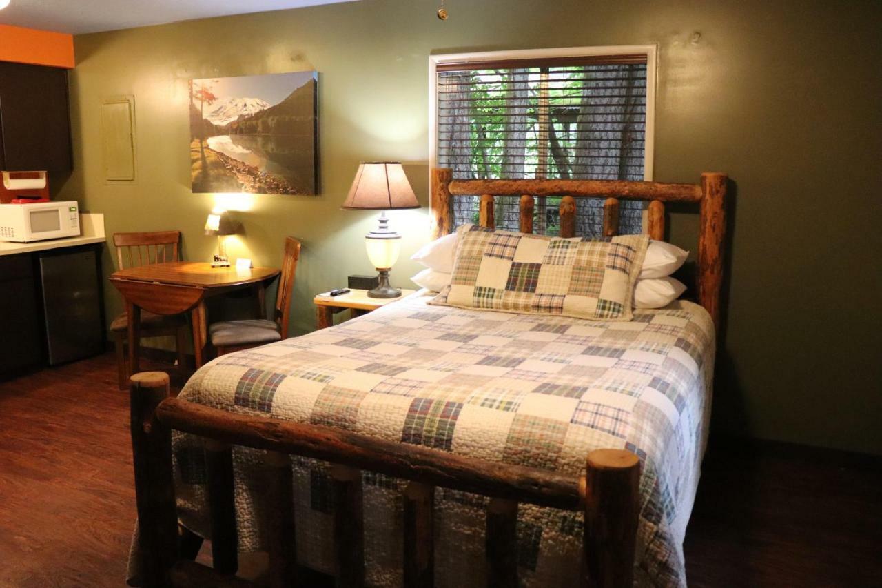 Lone Fir Resort Cougar Exterior foto
