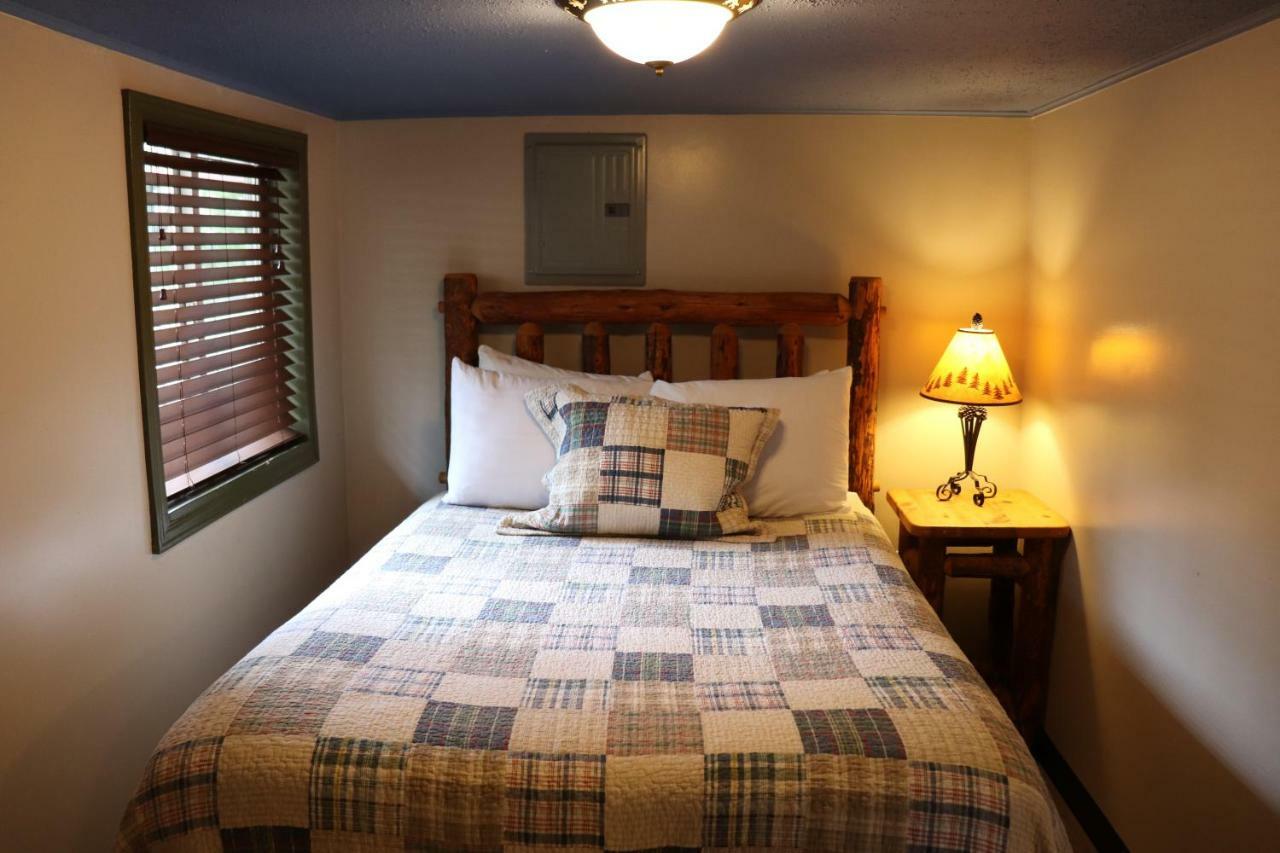 Lone Fir Resort Cougar Exterior foto
